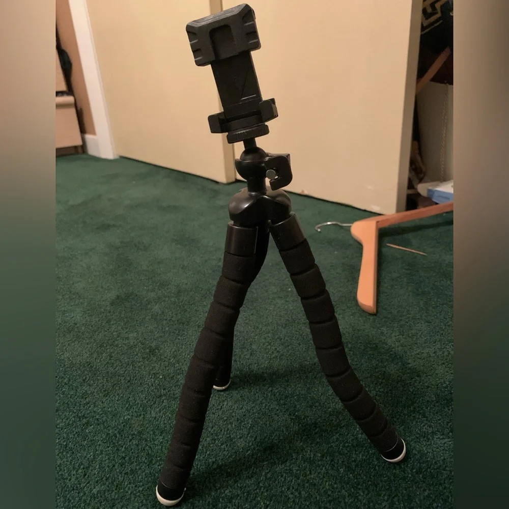Mini phone stand